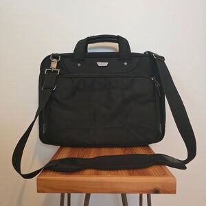 Targus Corporate Traveler Checkpoint-Friendly Traveler Laptop Case